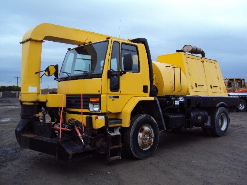 Soufflante à air froid Ford Cargo 7000-12 1988 En Vente chez EquipMtl
