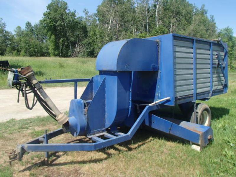 z-Attachement agricole Soudure Rivard Aspirateur agricole 2008 En Vente chez EquipMtl