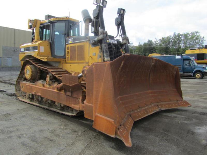Tracteur à chaînes (16 tonnes et plus ) Caterpillar D8R 2003 En Vente chez EquipMtl