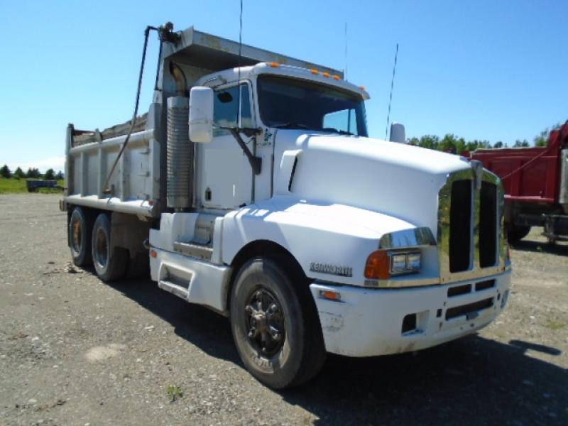 10 wheels dump truck Kenworth T600 1993 For Sale at EquipMtl