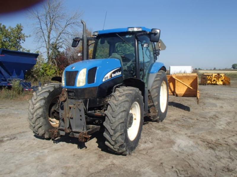 Tracteur agricole 4X4 New Holland TS115A 2004 En Vente chez EquipMtl