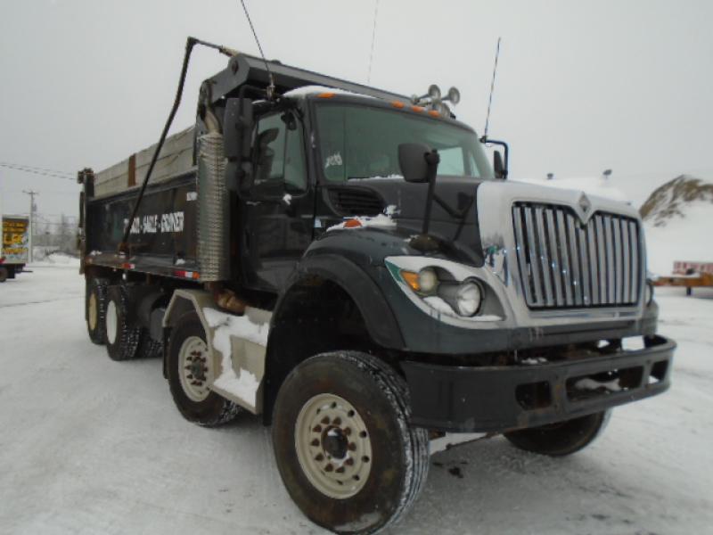 Camion dompeur 12 roues International 7600 2008 En Vente chez EquipMtl