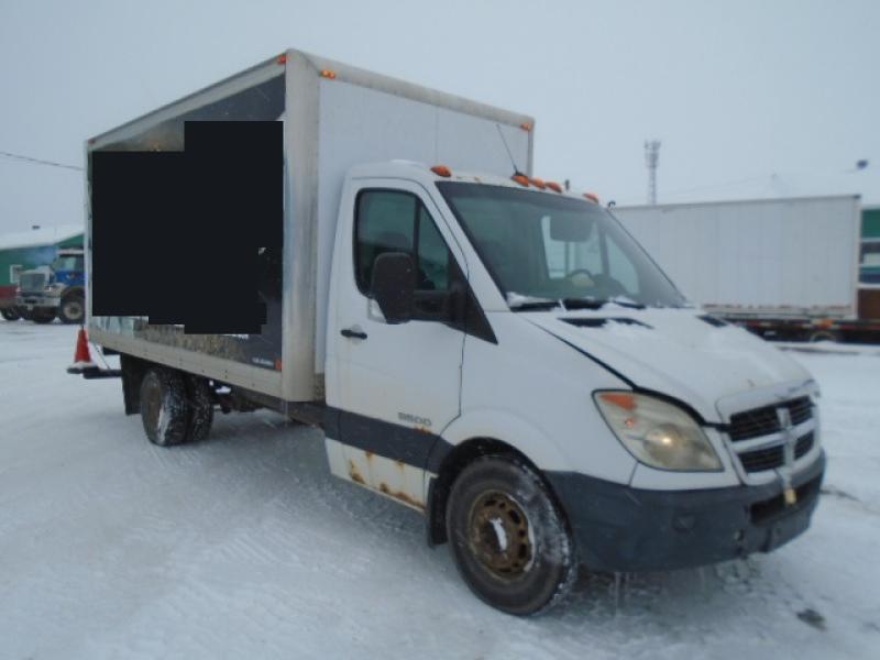 Camion-cube Dodge Sprinter 2008 En Vente chez EquipMtl