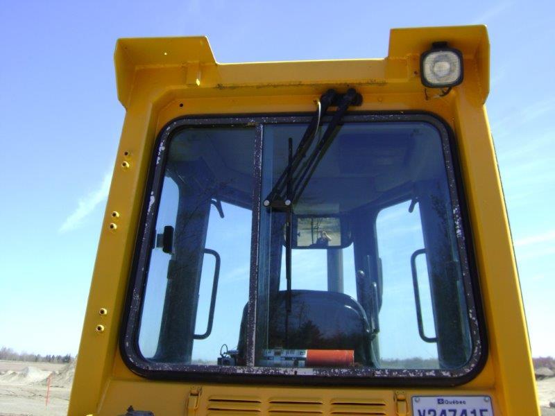 Tracteur à chaînes ( 0 à 15 tonnes) Dressta TD-9M 2007 Équipement en vente chez EquipMtl