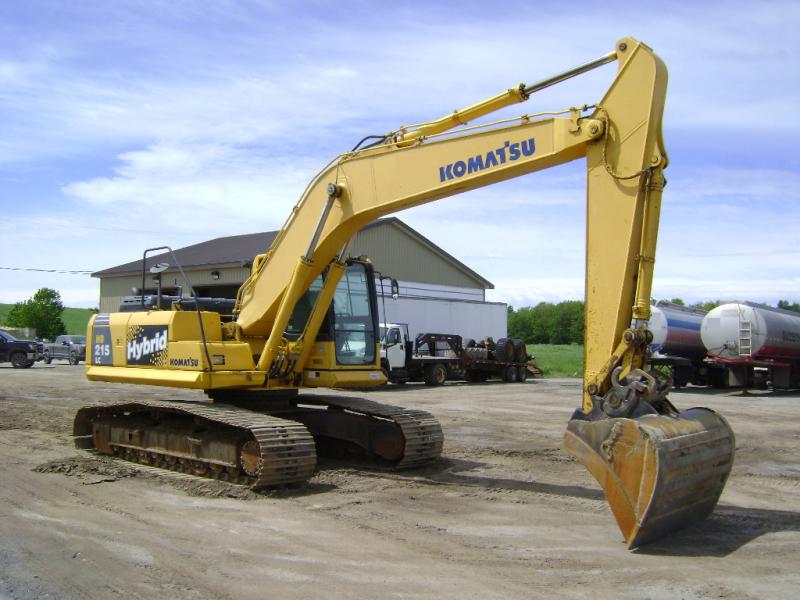 Excavatrice (20 à 39 tonnes) Komatsu HB215LC-1 2012 En Vente chez EquipMtl