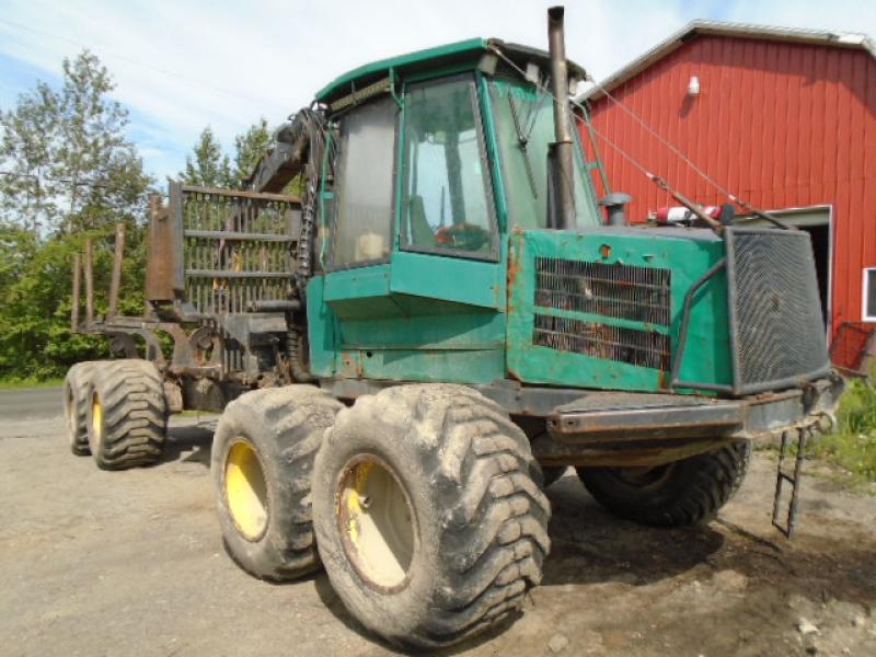 Transporteur Forestier Timberjack 1410 1999 En Vente chez EquipMtl