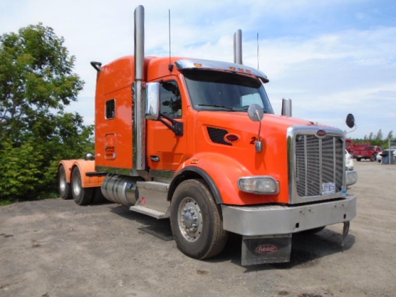 Camion Tracteur 10 roues couchette Peterbilt 567 2015 En Vente chez EquipMtl