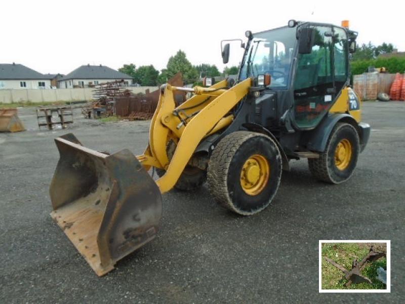 Chargeur sur roues (5 à 30 tonnes) Komatsu WA70-5 2007 En Vente chez EquipMtl