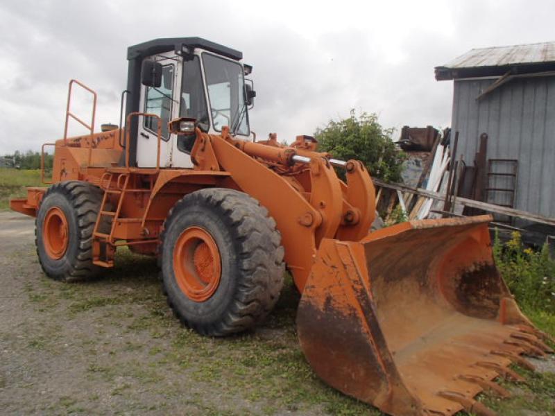 Wheel loader (5 to 30 tons ) Daewoo Mega 300 1997 For Sale at EquipMtl