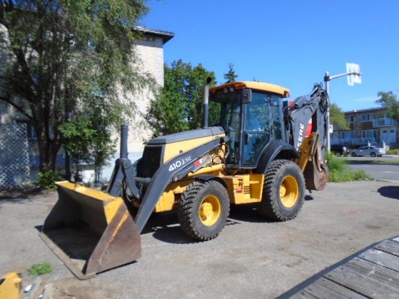 Chargeuse-pelleteuse equip. John Deere 410J T 2012 En Vente chez EquipMtl