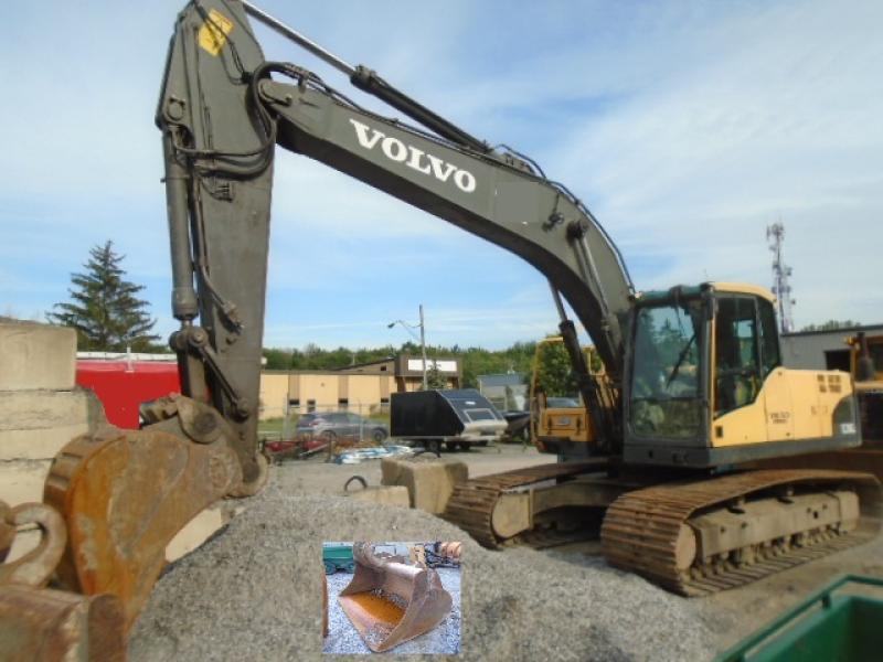 Excavatrice (20 à 39 tonnes) Volvo EC210CL 2012 En Vente chez EquipMtl