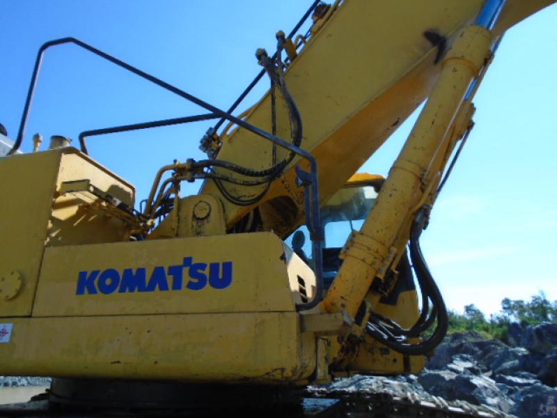 Excavatrice (40 tonnes et plus) Komatsu PC800LC-8 2009 Équipement en vente chez EquipMtl
