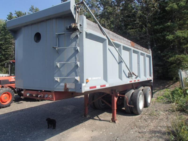 2 essieux Lavoie D22X7 2001 En Vente chez EquipMtl