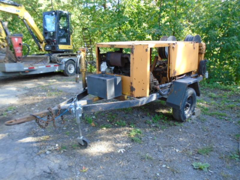 unit for concrete sawing and drilling Artisanale Unité mobile sciage à béton hydraulique n/d For Sale at EquipMtl