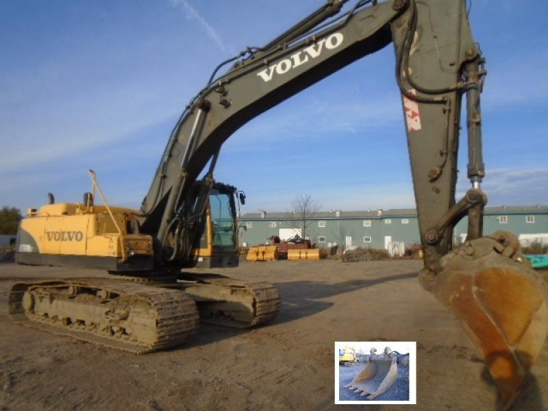 Excavatrice (20 à 39 tonnes) Volvo EC330B LC 2007 En Vente chez EquipMtl