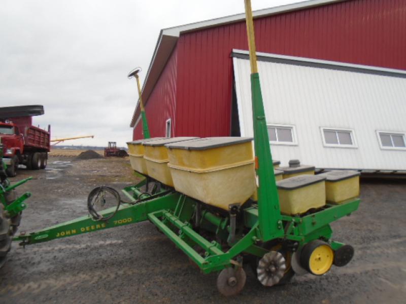 z-Agriculture attachment John Deere P7000 1990 For Sale at EquipMtl