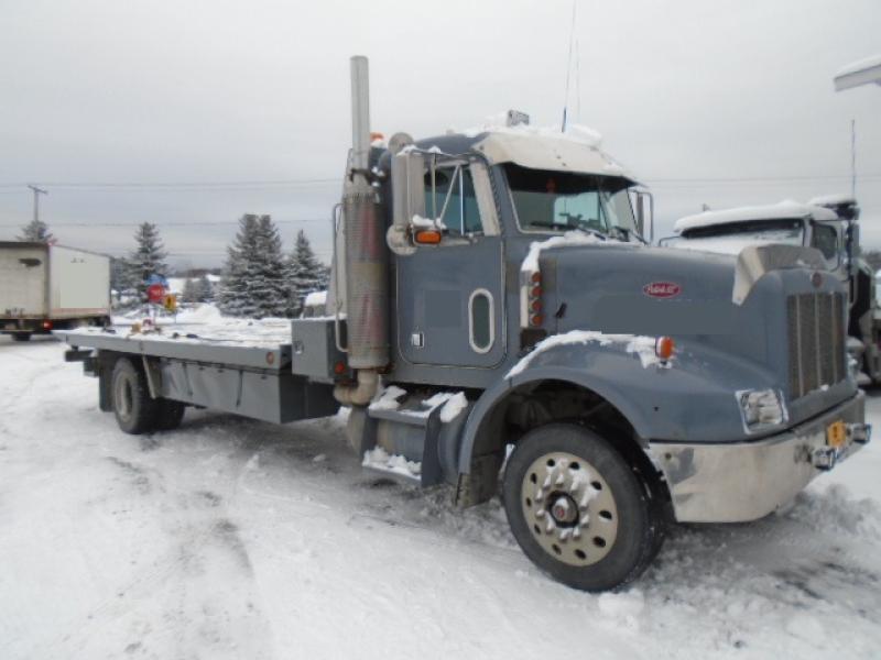 Remorqueuse Peterbilt 330 2004 En Vente chez EquipMtl