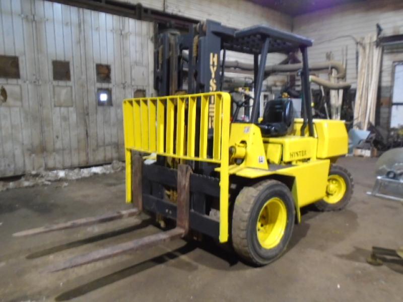 Chariot élévateur Hyster H80XL 1988 En Vente chez EquipMtl