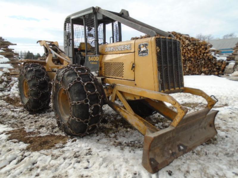 Débusqueuse John Deere 640 1984 En Vente chez EquipMtl