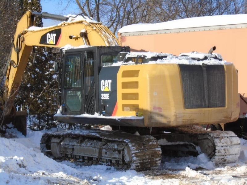 Excavatrice (20 à 39 tonnes) Caterpillar 320E L 2012 En Vente chez EquipMtl