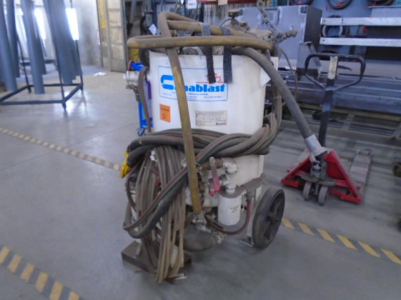 Compresseur sur roues Canablast 640 PSX RC76P 2004 En Vente chez EquipMtl