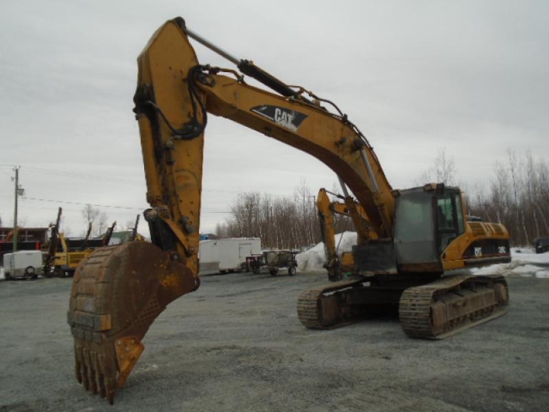 Excavatrice (20 à 39 tonnes) Caterpillar 330CL 2006 En Vente chez EquipMtl