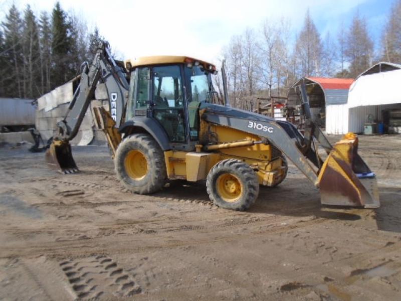 Chargeuse-pelleteuse equip. John Deere 310SG 2005 En Vente chez EquipMtl