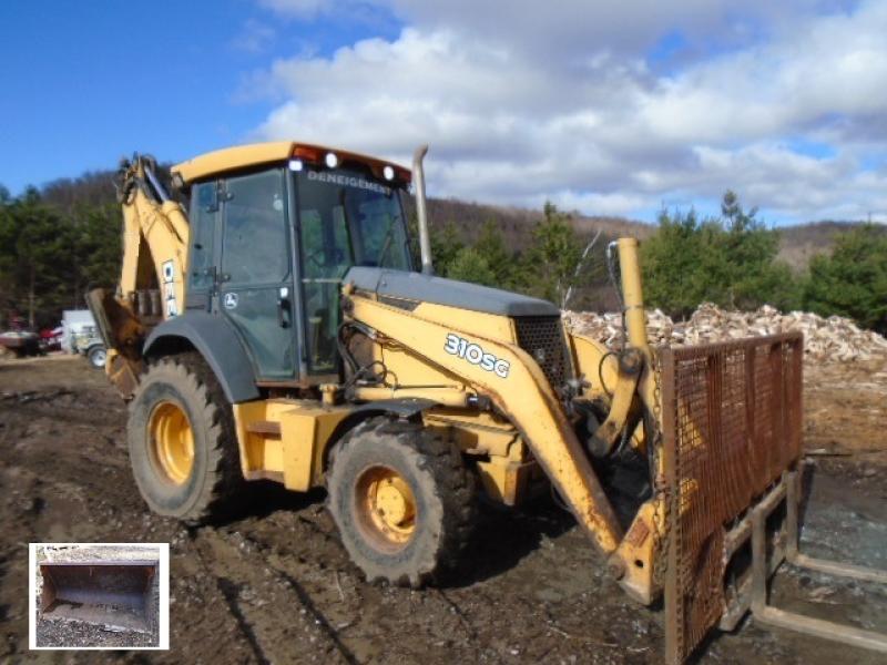 Chargeuse-pelleteuse equip. John Deere 310SG 2005 En Vente chez EquipMtl