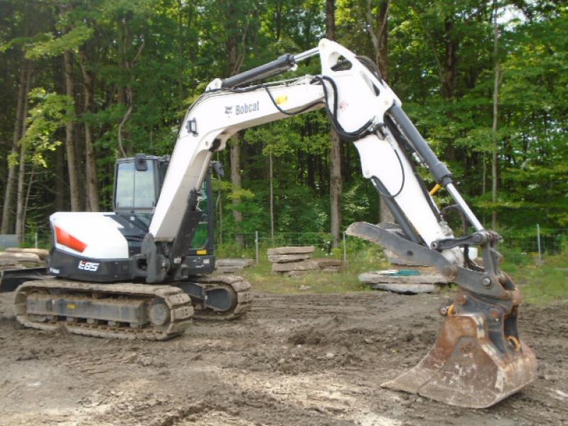 Excavatrice ( 8 tonnes et moins) Bobcat E85R 2021 En Vente chez EquipMtl