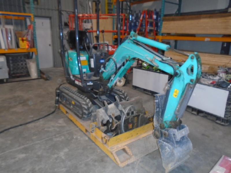 Excavatrice ( 8 tonnes et moins) IHI 9VX-3E 2014 En Vente chez EquipMtl