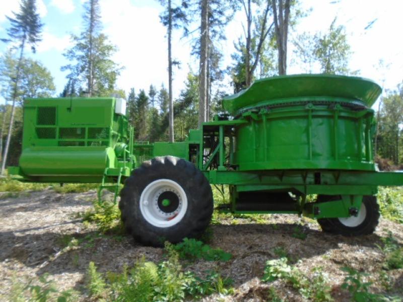 Forestry mulcher W.H.O. GRINDERS 829 1993 For Sale at EquipMtl