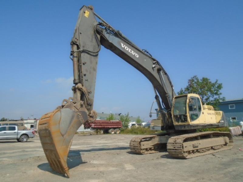 Excavatrice (40 tonnes et plus) Volvo EC460LC 2001 En Vente chez EquipMtl