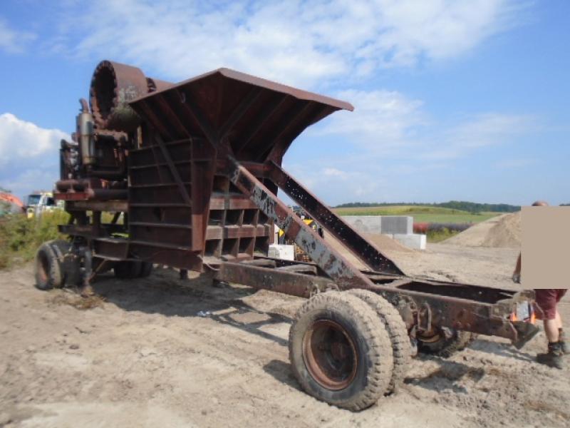 Jaw crusher Artisanal/Concasseur 70 tonnes / heures 1997 For Sale at EquipMtl