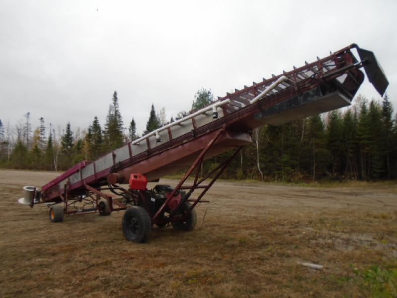 Convoyeur Agricole Convoyeur 27' x 32'' En Vente chez EquipMtl