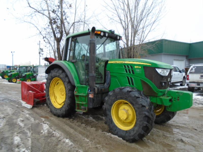 4X4 tractor agricultural and snow John Deere 6115M 2014 For Sale at EquipMtl