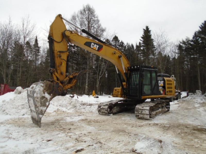 Excavatrice (20 à 39 tonnes) Caterpillar 326FL 2018 En Vente chez EquipMtl