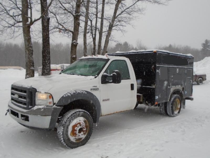 Tool truck Ford F-550XL Super Duty 2005 For Sale at EquipMtl