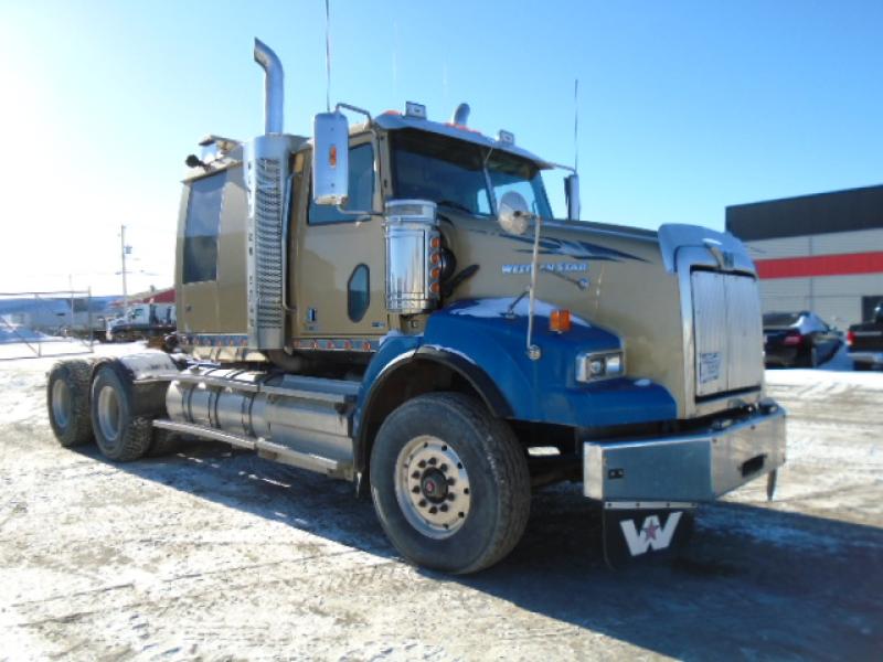 Camion Tracteur 10 roues couchette Western Star 4900 2013 En Vente chez EquipMtl