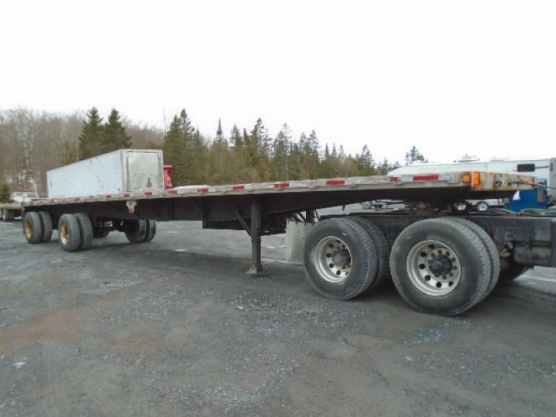 2 essieux Fruehauf 48' 1995 En Vente chez EquipMtl