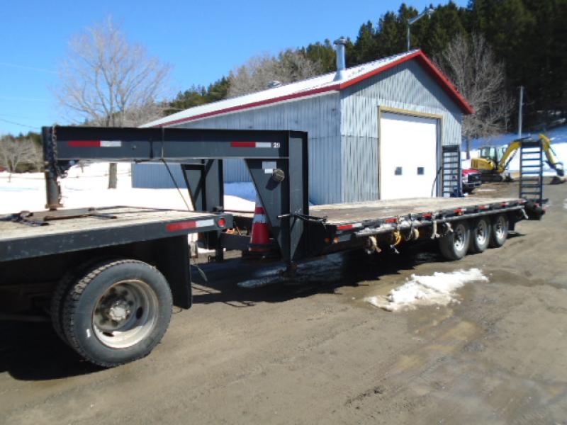 Gooseneck Laroche 32' 2005 For Sale at EquipMtl