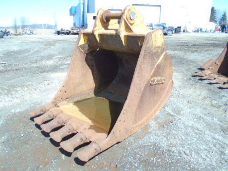 Excavation bucket ESCO 54'' For Sale at EquipMtl