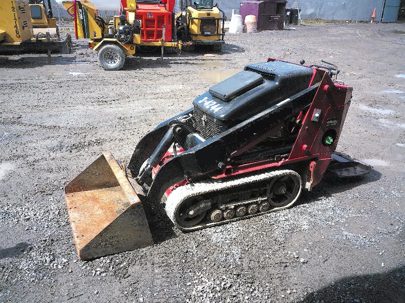 Compact loader 5 tons or less Toro  Dingo TX525 2012 For Sale at EquipMtl