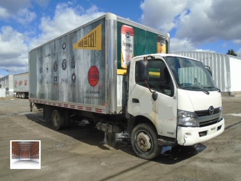 Camion-cube Hino 195D 2017 En Vente chez EquipMtl