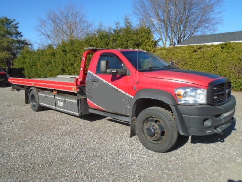 Towing truck Sterling Bullet 5500 2008 For Sale at EquipMtl