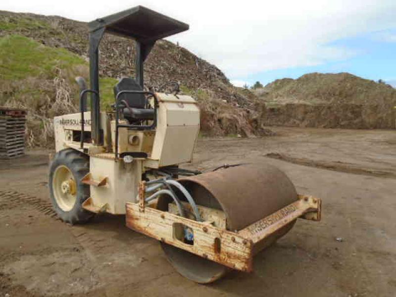 Soil compactor roller Ingersoll-Rand SD-40D 1995 For Sale at EquipMtl