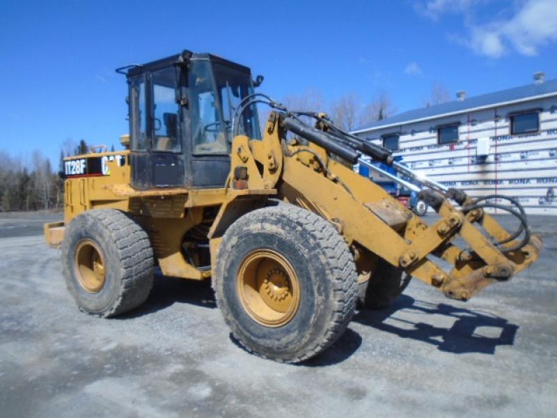 Chargeur sur roues (5 à 30 tonnes) Caterpillar IT28F 1993 En Vente chez EquipMtl