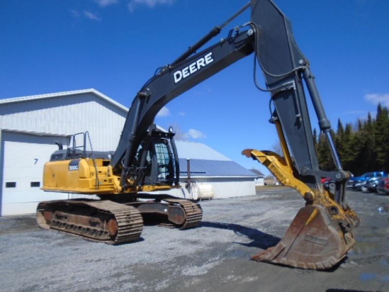 Excavatrice (20 à 39 tonnes) John Deere 300G LC 2019 En Vente chez EquipMtl