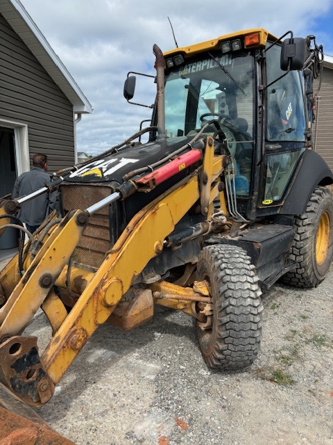Chargeuse-pelleteuse equip. Caterpillar 420E IT 2010 En Vente chez EquipMtl