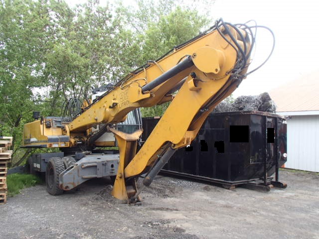 Excavatrice sur roues Liebherr A924 2003 En Vente chez EquipMtl